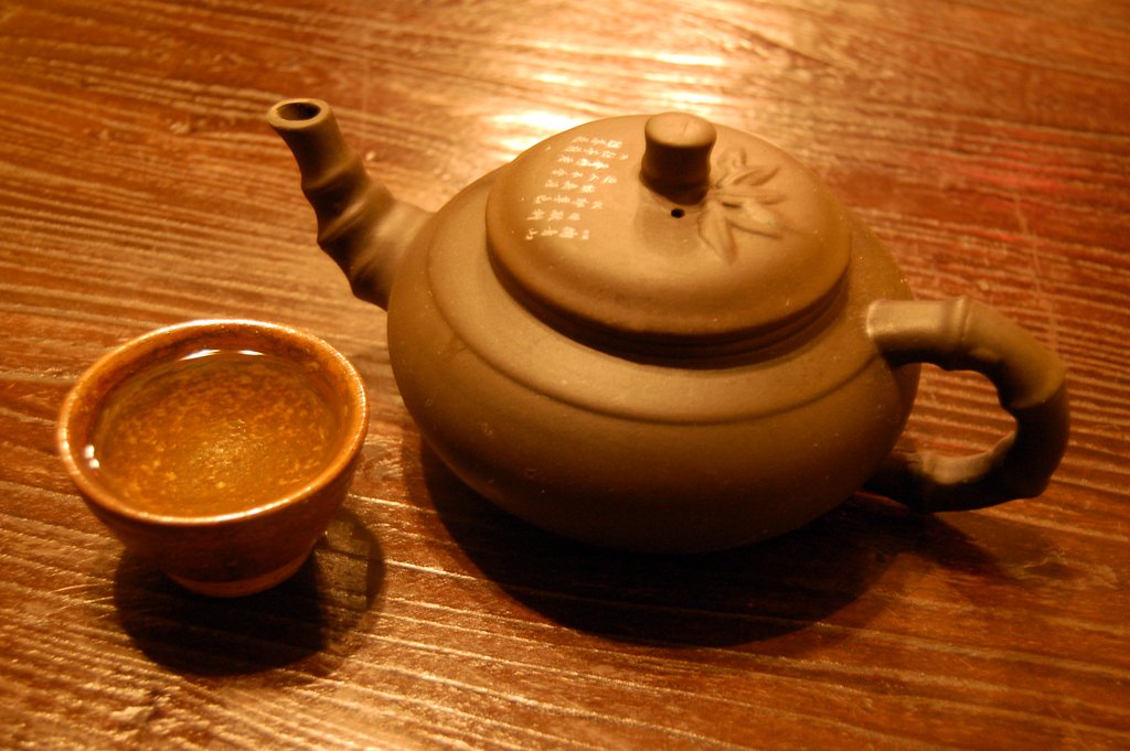 Tetera y taza de té